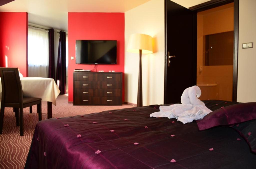 Hotel Azalia & Spa Niepołomice Zimmer foto